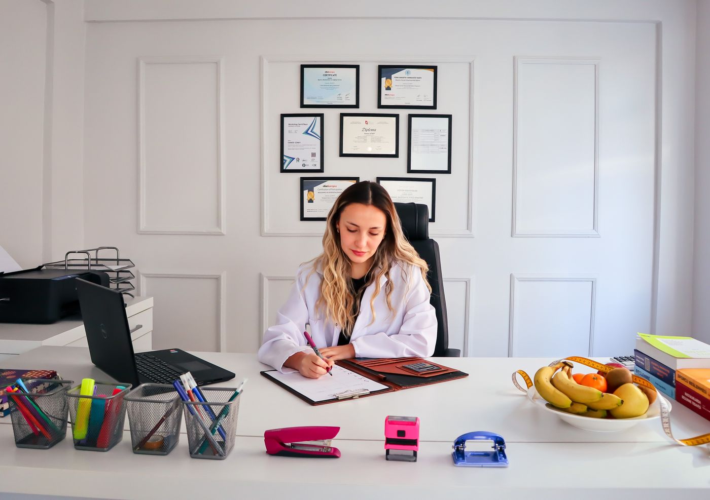 Portrait representing the Dietitian role